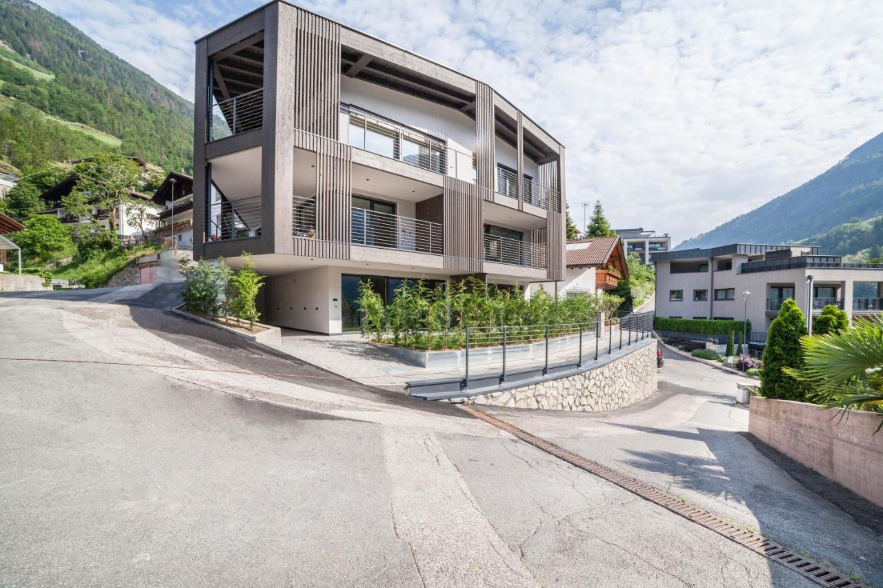 Aktiv Lodge Meran - Garden Two Saltusio Buitenkant foto